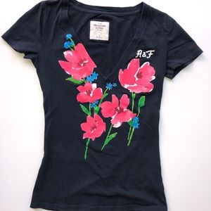Abercrombie & Fitch 🫎 Painted Floral Graphic Tee Vintage Excellent Condition